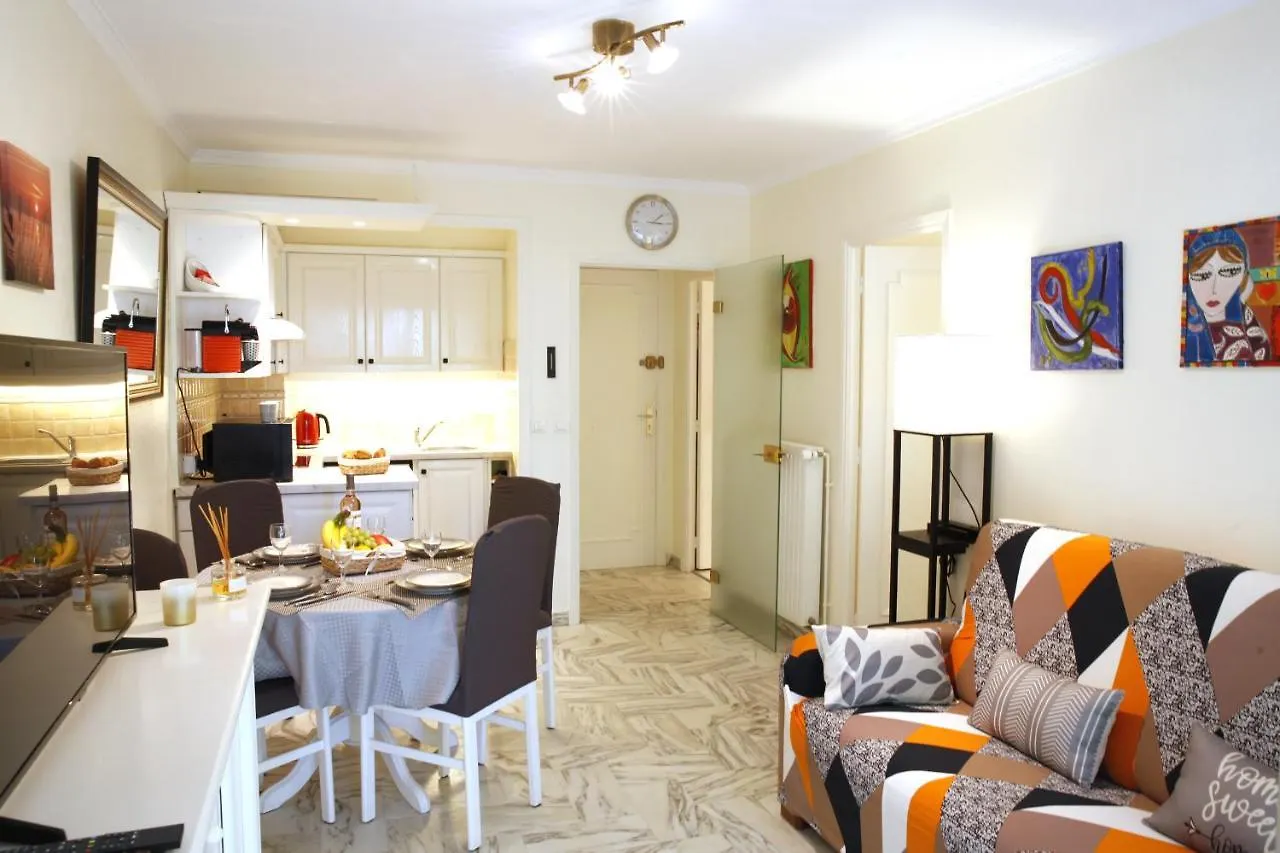 Apartment Cannes Cinema Festival Apartment: Netflix, IPTV & Free Parking France