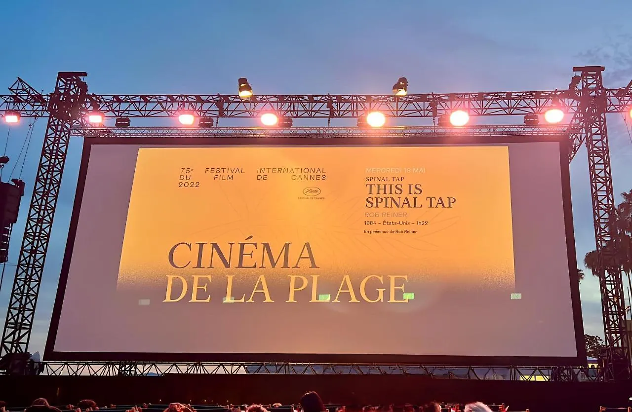 Cannes Cinema Festival Apartment: Netflix, IPTV & Free Parking France